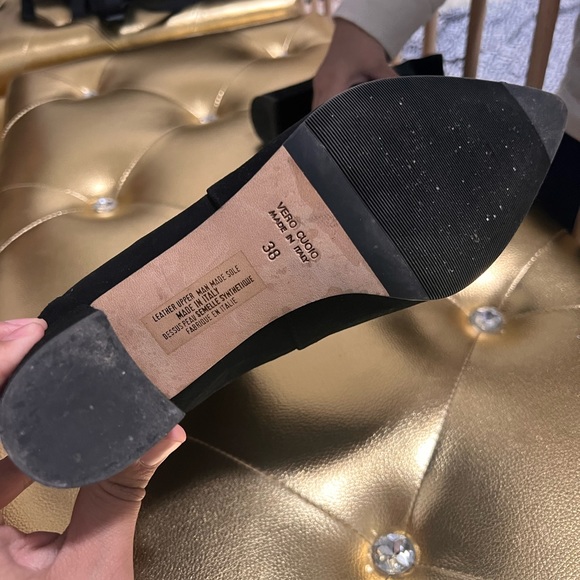 Shoes - Picture 4 of 10